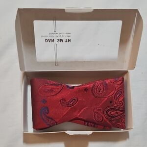 NEW Dan Smith Bow Tie in Gift Box Red w/Blue Paisley Microfiber Hand Made